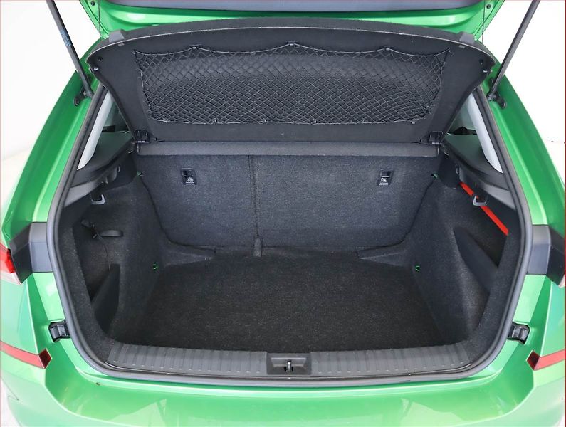 Škoda Kamiq (2020) Ambition Plus 1.5 TSI, Automat - fotka 14 z 23