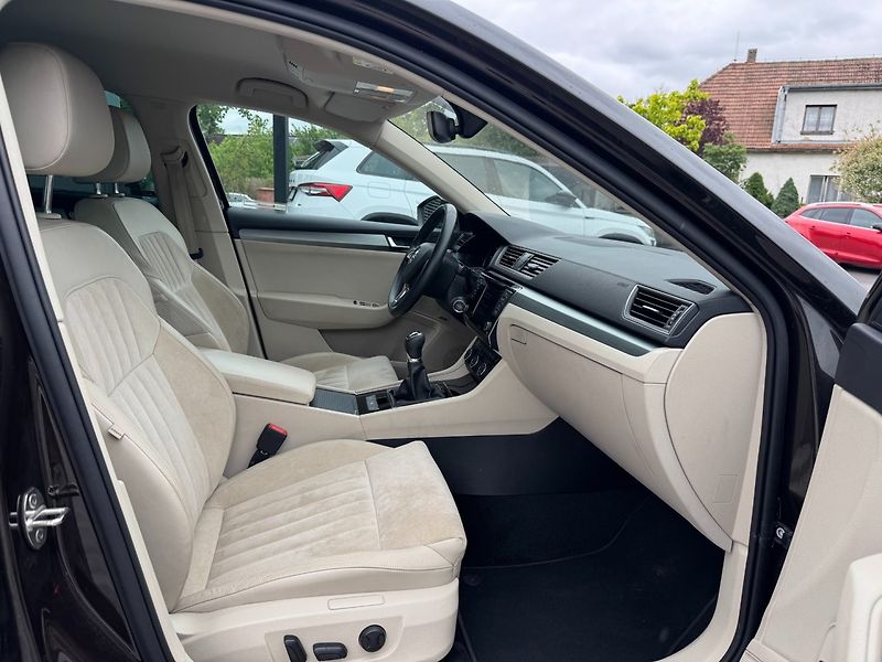 Škoda Superb (2016) Style Plus 2.0 TDI 110kW - fotka 26 z 30