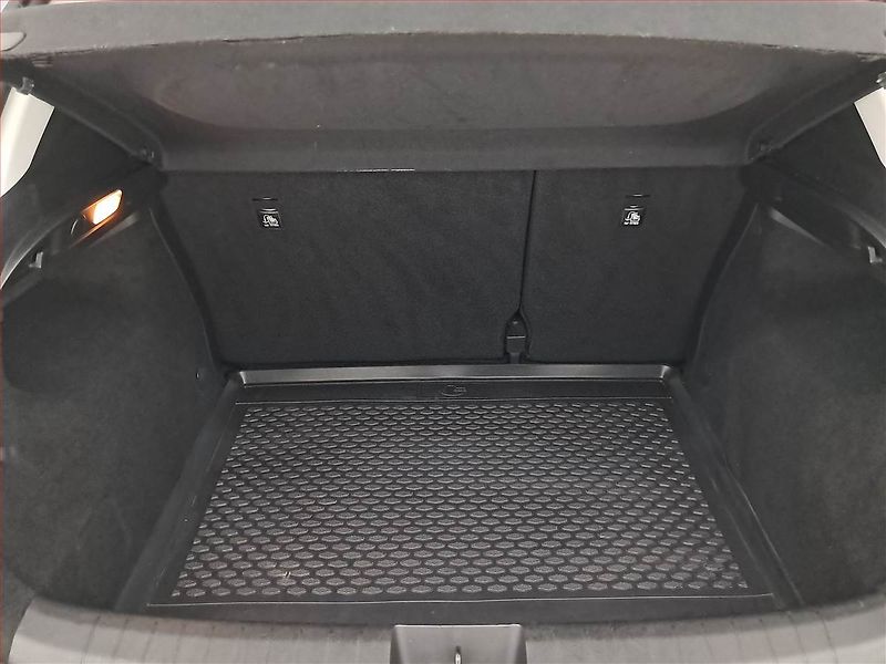 Fiat Tipo (2019) 1.4 T-Jet, Serv.kniha - fotka 13 z 18