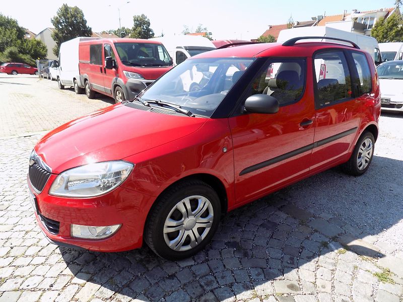 Škoda Roomster 1,2 TSI 63 KW ACTIVE, KLIMA - fotka 19 z 54