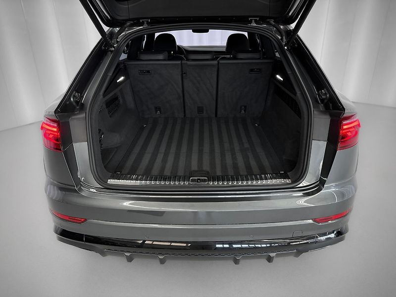 Audi Q8 50 TDI QUATTRO S-LINE, WEBASTO - fotka 33 z 33