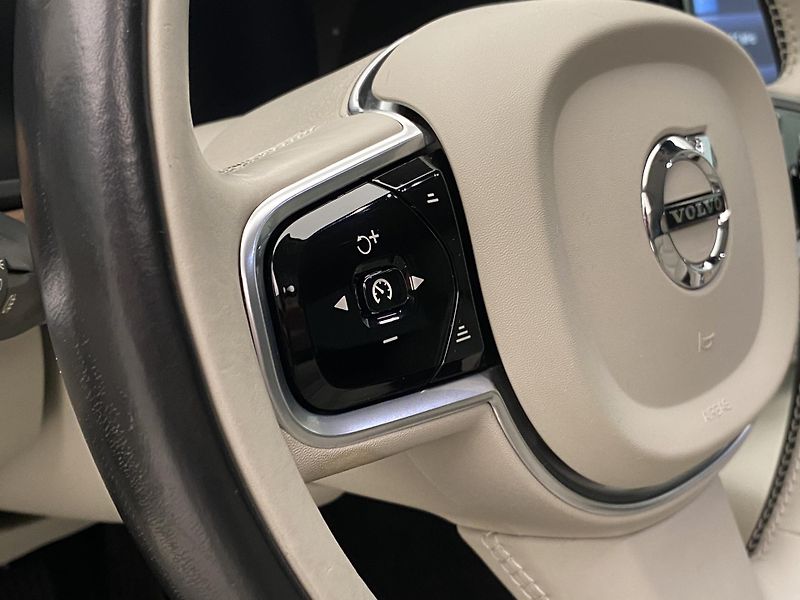 Volvo S90 T6 AWD   REZERVACE - fotka 19 z 40