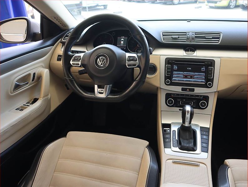 Volkswagen Passat CC (2012) 2.0 TDI, Automat, Xenony - fotka 7 z 19