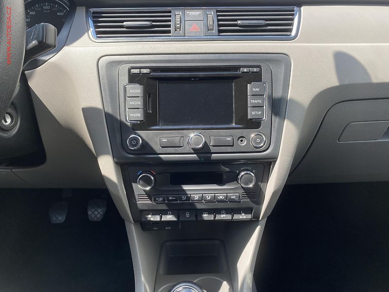 Seat Toledo (2013) 1.2 TSi, Style, navi, +kola - fotka 12 z 18