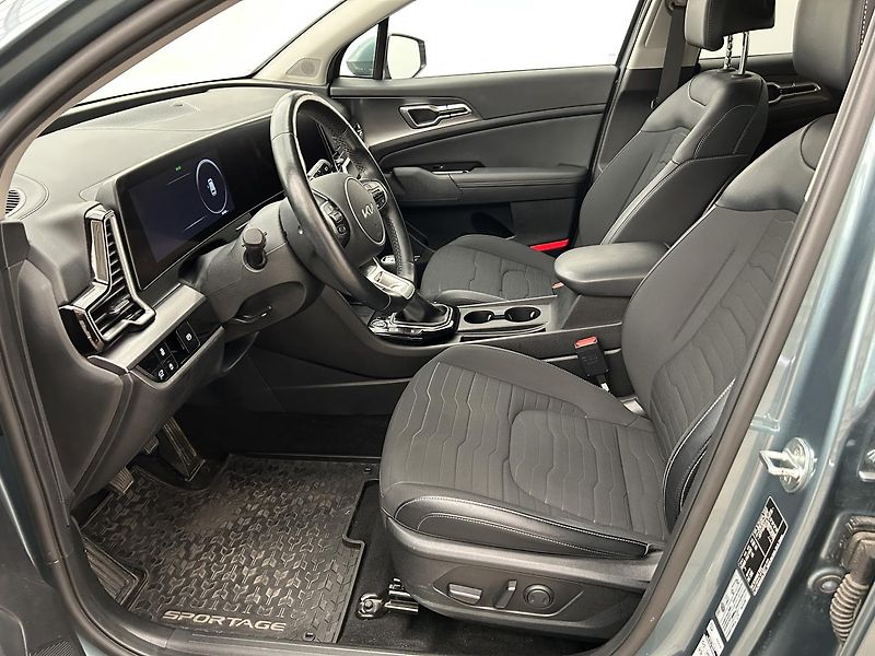 Kia Sportage 1.6 T-GDi GPF 4x2 TOP (2022) - fotka 23 z 35