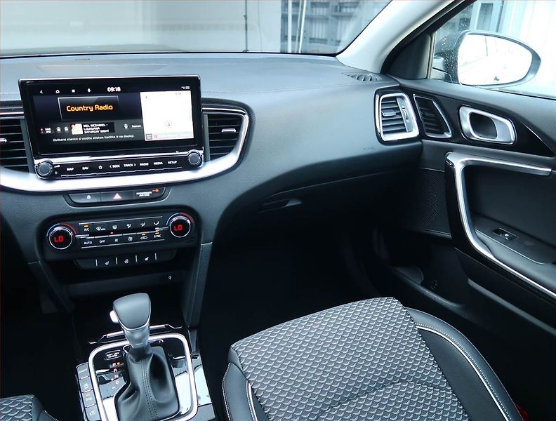 Kia XCeed (2026) 1.6 T-GDI, Ad. tempomat - fotka 8 z 18