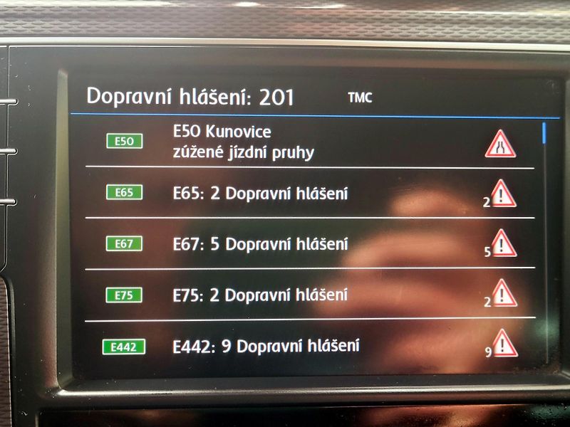 Volkswagen Golf Sportsvan TSi LOUNGE *SERV.KN. WEBASTO - fotka 62 z 69