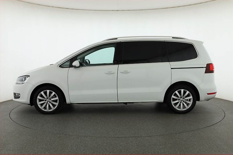 Volkswagen Sharan (2015) 2.0 TDI BMT, Automat, 7 míst - fotka 3 z 18