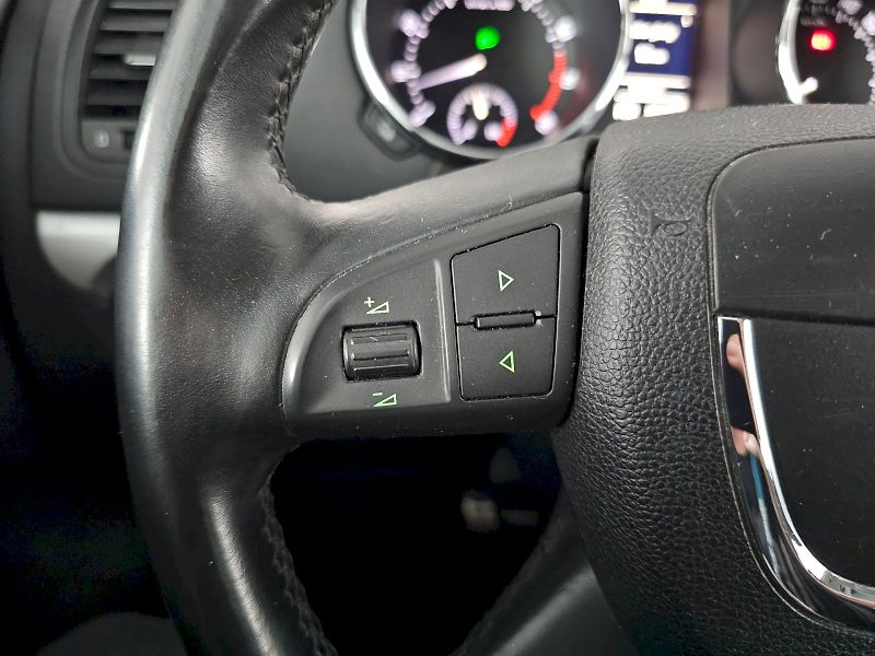 Škoda Yeti (2009) 1.2TSI 77kW  Ambition, panoram - fotka 10 z 21