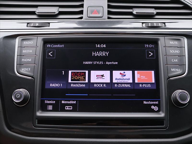 Volkswagen Tiguan 2,0 TDI 176kW DSG Highline DPH - fotka 24 z 39