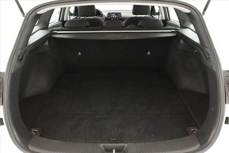 Hyundai i30 (2017) 1.0 T-GDI, Serv.kniha - fotka 10 z 14