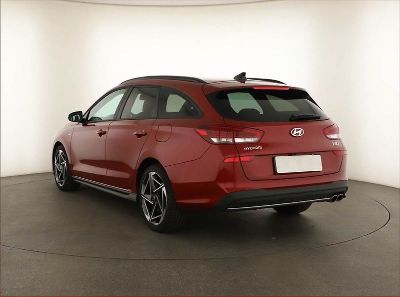 Hyundai i30 (2026) 1.5 T-GDI MHEV 48V, N- Line - fotka 4 z 15