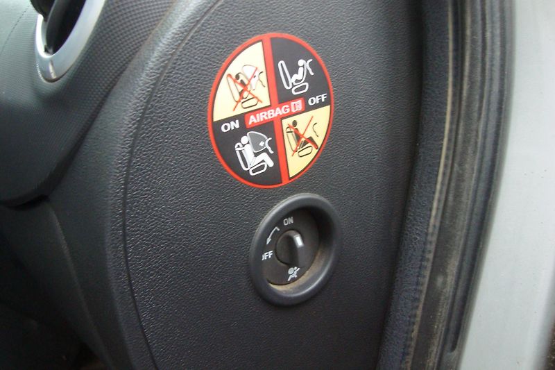 Dacia Logan (2009) 1.5 DCi - fotka 24 z 44