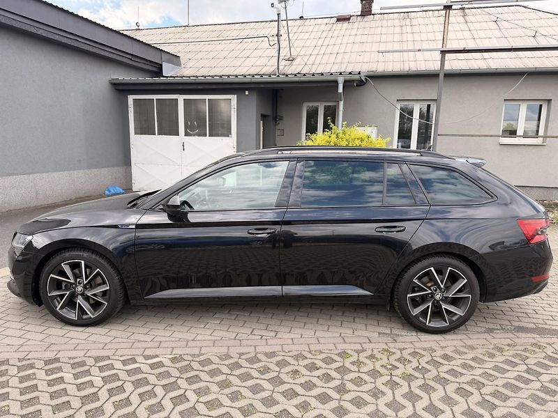 Škoda Superb COMBI 2,0 TDI 4x4 SPORTLINE - fotka 5 z 14