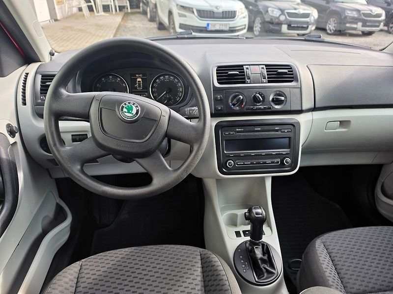 Škoda Roomster (2010) 1.2 TSI DSG Serviska - fotka 13 z 31