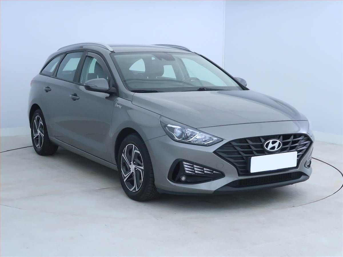 Hyundai i30 Comfort 1.0 T-GDI, ČR,1.maj