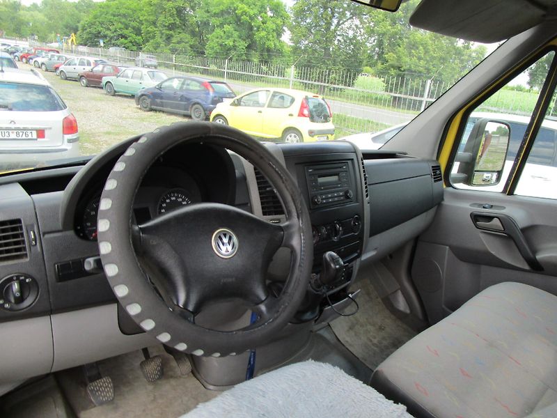 Volkswagen 2,5TDi-120KW - fotka 8 z 12