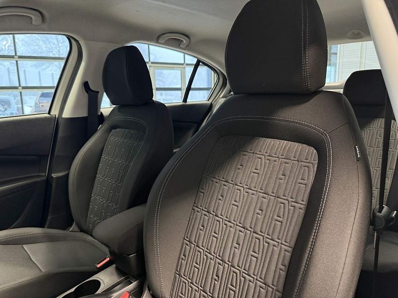Fiat Tipo (2025) Sedan 1.6 MultiJet 130k MAN6 B - fotka 18 z 22