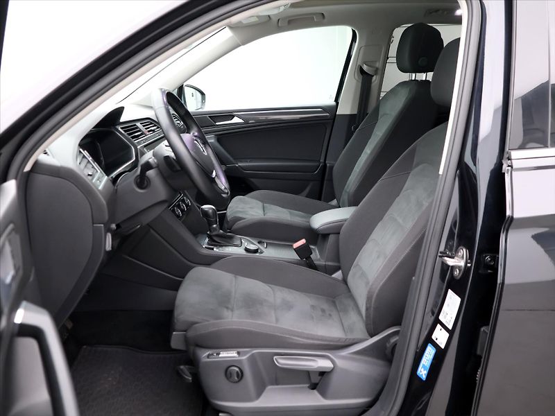 Volkswagen Tiguan 2,0 TSI 162kW DSG 4MOT Highlin - fotka 12 z 48