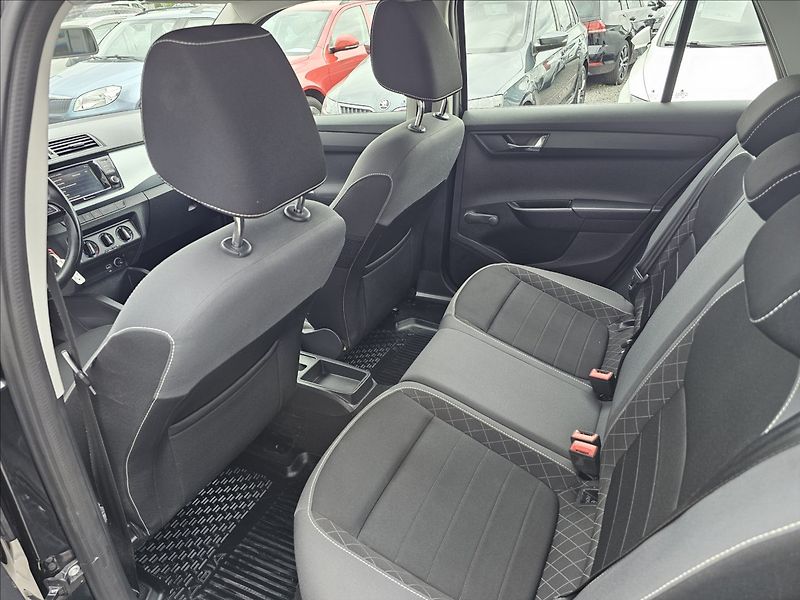 Škoda Fabia III 1,0 TSi 70KW Ambition - fotka 24 z 40