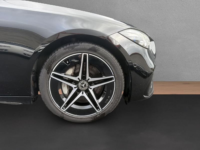 Mercedes-Benz Třídy C C 220 d 4MATIC - fotka 14 z 16