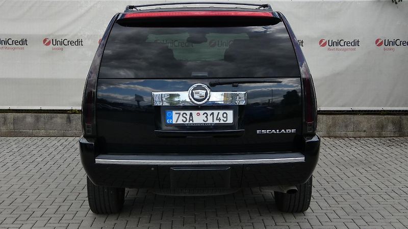 Cadillac Escalade 6,2 V8 301kW - fotka 4 z 23