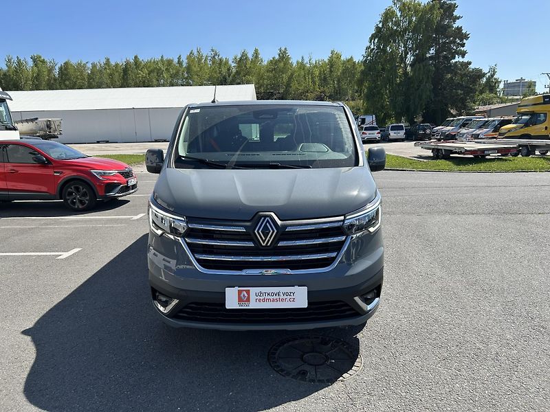Renault Trafic (2026) COMBI L2H1 150k RED 8 míst - fotka 7 z 32