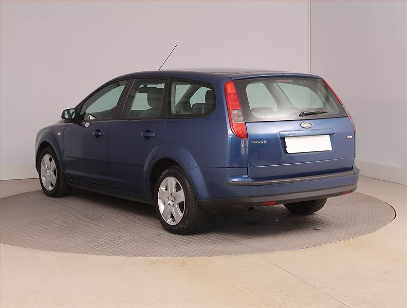 Ford Focus (2008) 1.8 TDCi, po STK, servisované - fotka 4 z 16