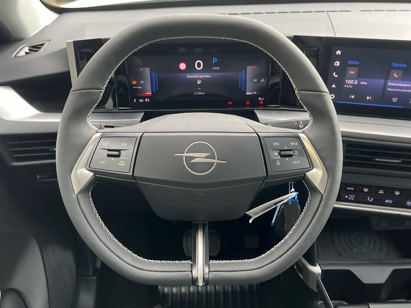 Opel Frontera (2026) GS Hybrid 1.2T (81kW/110k) - fotka 12 z 21