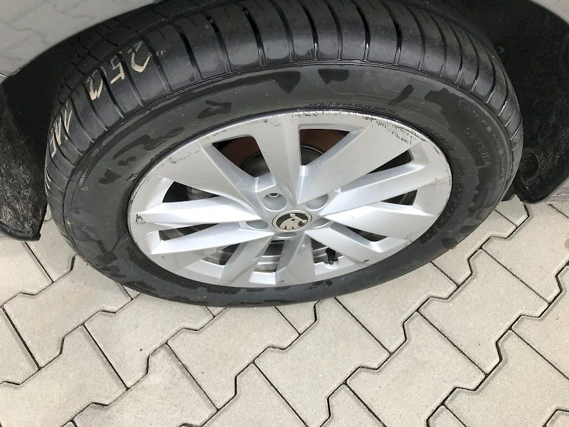 Škoda Scala (2024) SELEC TOP TSI 110/1.5 A7F - fotka 8 z 26