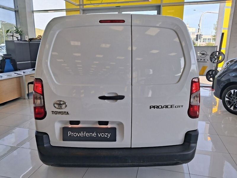 Toyota ProAce 1.5D 75kW 2024 - fotka 5 z 12
