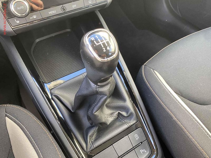Škoda Kamiq (2021) 1.5 TSi, 2.maj,ČR, Style - fotka 17 z 20