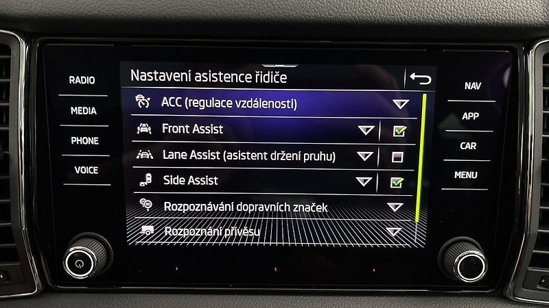 Škoda Kodiaq 2.0 TDI DSG 4x4 L&K - fotka 29 z 34