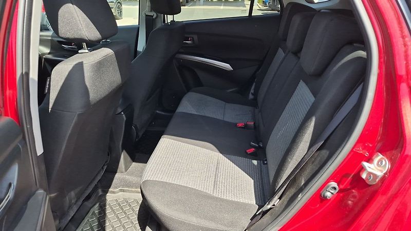 Suzuki S-Cross 1.4 BoosterJet 4x4 Premium - fotka 10 z 25