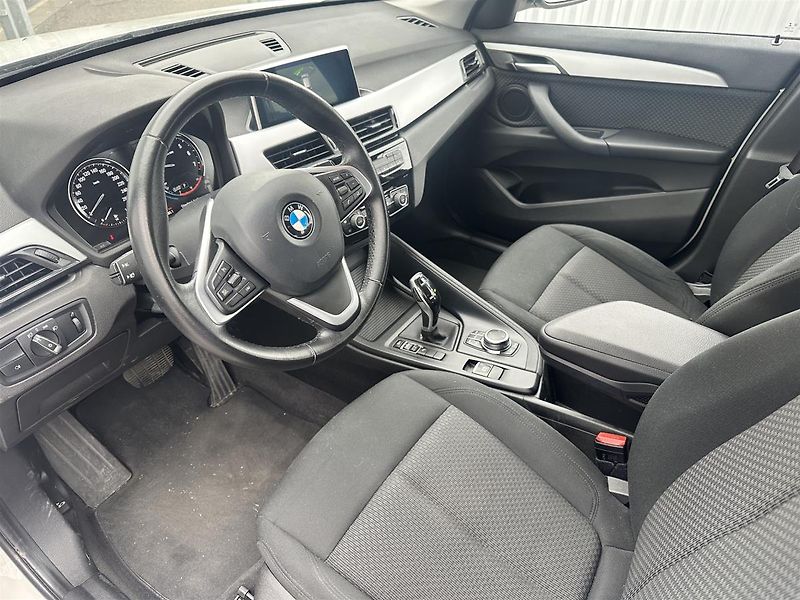 BMW X1 sDrive18i - fotka 6 z 14