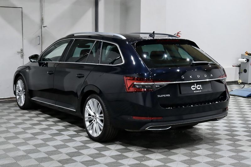 Škoda Superb 3 FL 2.0 TSI 140 kW DSG L&K - fotka 5 z 59
