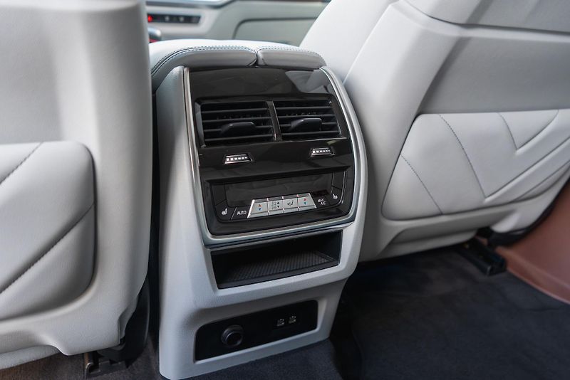 BMW XM (G09) 480kW, CZ, DPH - fotka 19 z 20