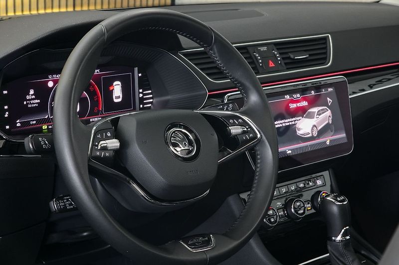 Škoda Superb 2.0TDI 147kW 4x4 DSG L&K Tažné - fotka 19 z 44