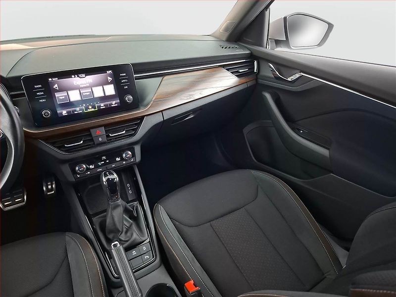 Škoda Kamiq (2023) Scoutline 1.5 TSI - fotka 8 z 22