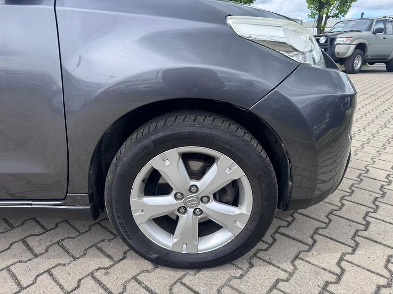 Toyota Urban Cruiser (2010) 1,3i 74 KW SPOJKA STK - fotka 17 z 45