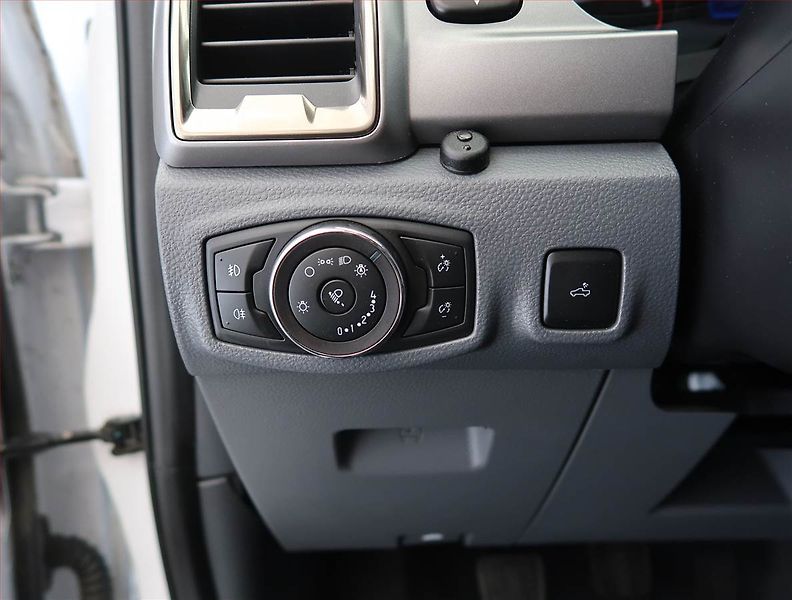 Ford Ranger (2019) XLT 2.2 TDCi, klima - fotka 19 z 21