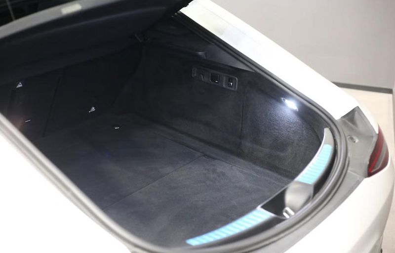Mercedes-Benz AMG GT 43 4M Matrix 360k Hud  - fotka 9 z 31