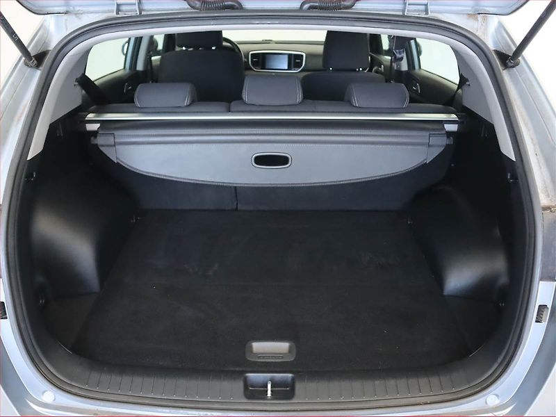 Kia Sportage (2019) 1.6 CRDi, 4X4, Automat - fotka 14 z 23