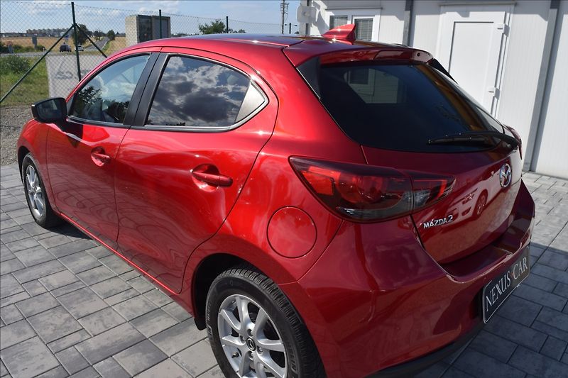 Mazda 2 1,5 i 66KW NÍZKÉ KM NOVÁ STK - fotka 7 z 49