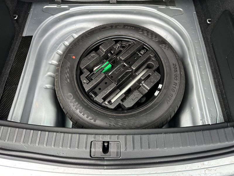 Škoda Octavia 2.0TDI 85kW DSG - ČR - fotka 23 z 27
