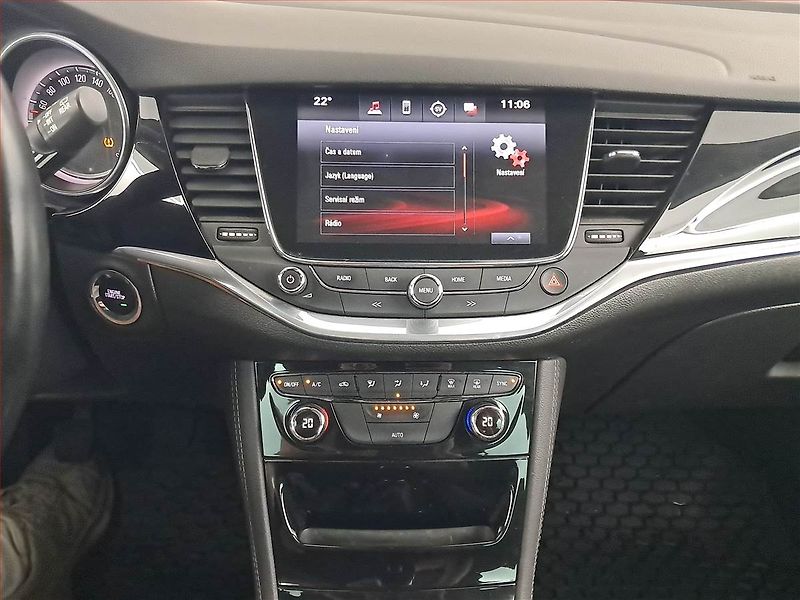 Opel Astra (2017) Innovation 1.6 CDTI - fotka 12 z 17