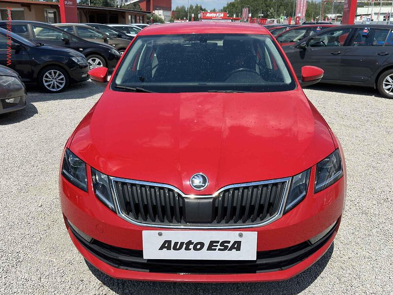 Škoda Octavia (2017) 1.6 TDi, ČR, Ambition - fotka 2 z 17