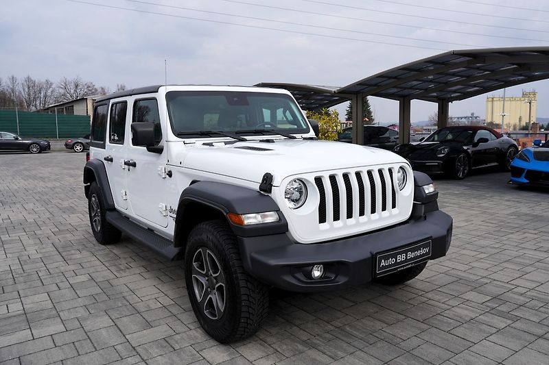 Jeep Wrangler 2.2 CRD/Sport/MultiJet/4x4/AT - fotka 8 z 44