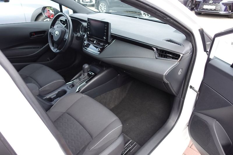 Toyota Corolla 1,8 HEV Active Business TS - fotka 11 z 28