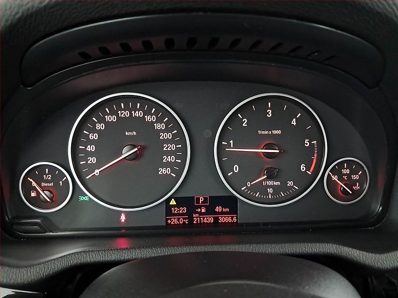 BMW X3 (2015) xDrive20d, 4X4, Automat - fotka 11 z 17